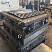 Kalup za risanje karbida