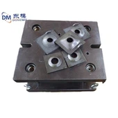 Kalup za sidro za votlo fugiranje